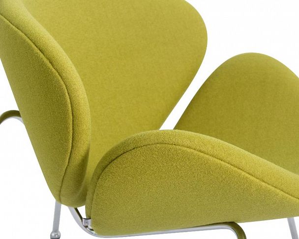 Кресло дизайнерское DOBRIN EMILY LMO-72 светло-зеленая ткань AF3, хромированная сталь